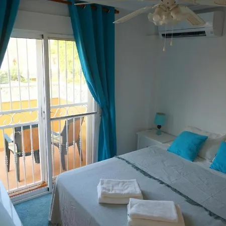 Pretty With Private Garden Holiday home *